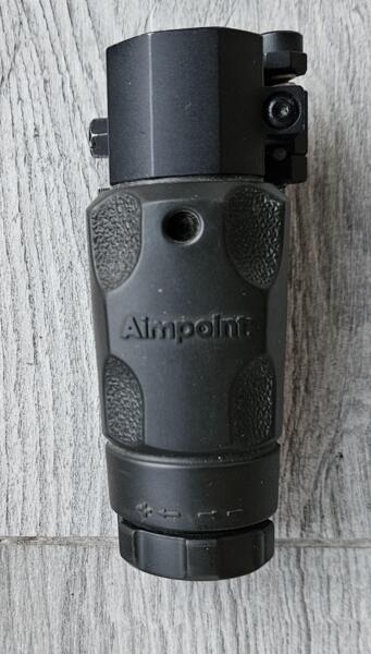 magnificador aimpoint x3 MAG1 con montura abatible