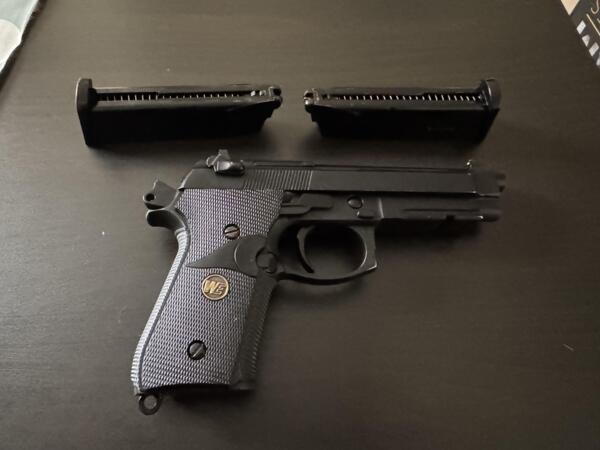 beretta we